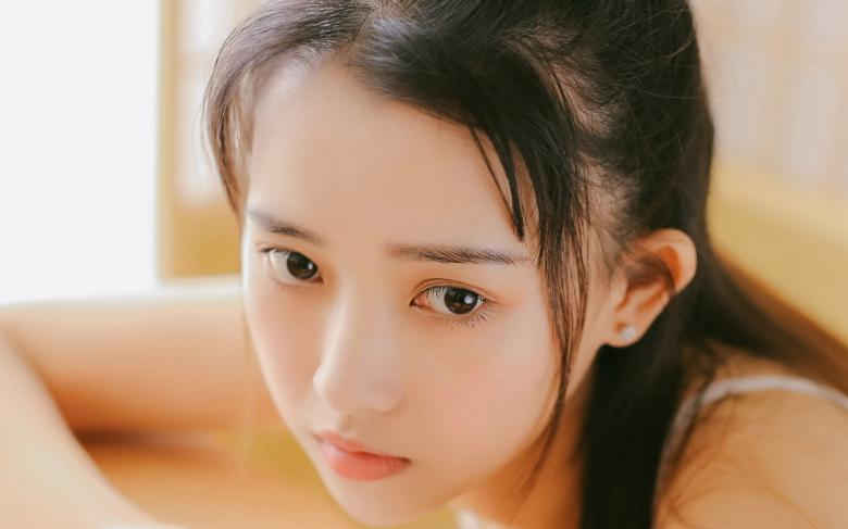 【安卓】菠萝蜜成视频人影视直播APP v1.2 安卓免费下载
